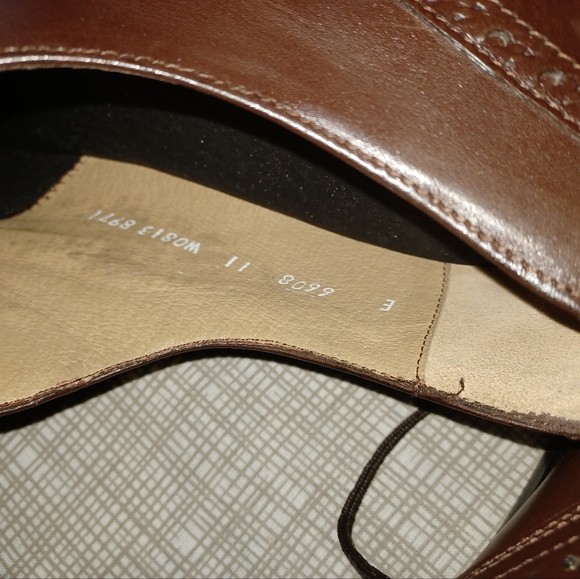 Leather Brown Dress Shoes. Hand made. W/ Soles that gives you support & Height. - Picture 3 of 4